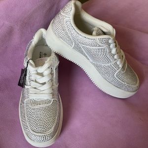 Call It Spring “Fresh” Girl Size 5 1/2 Embellished Sneakers